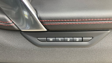 Land Rover Discovery Sport 1.5 P300e R-Dynamic HSE 5dr Auto [5 Seat] Station Wagon